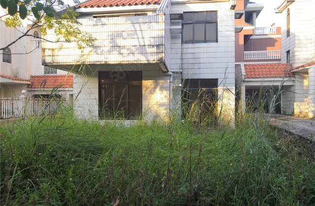 三东别墅 正规4居室南北向 户型好 楼层好 采光好 业主诚心