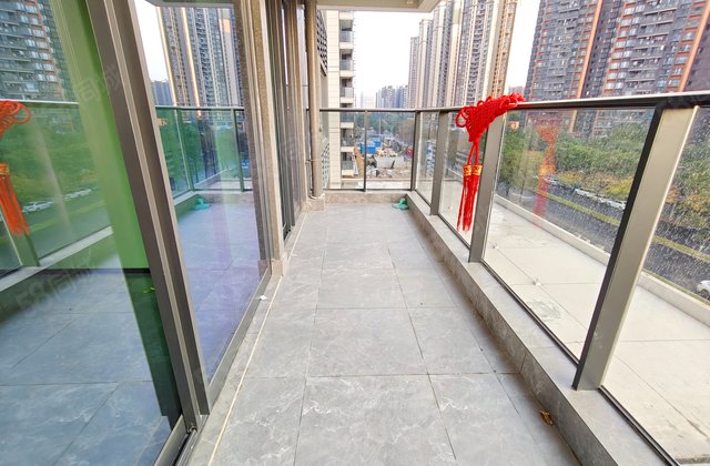 保利珺悦府4室2厅118㎡175万二手房图片