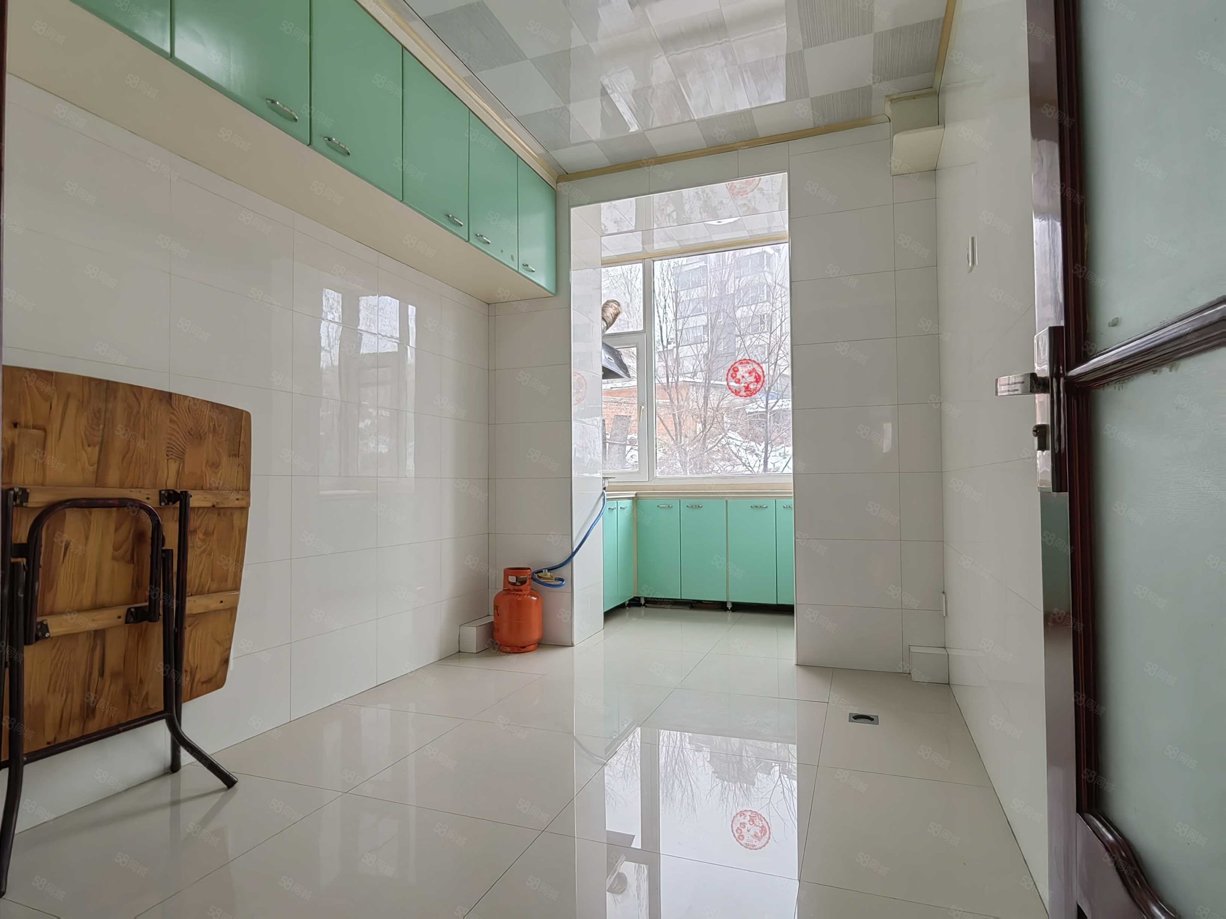 励学佳园2室1厅1卫70㎡北18万