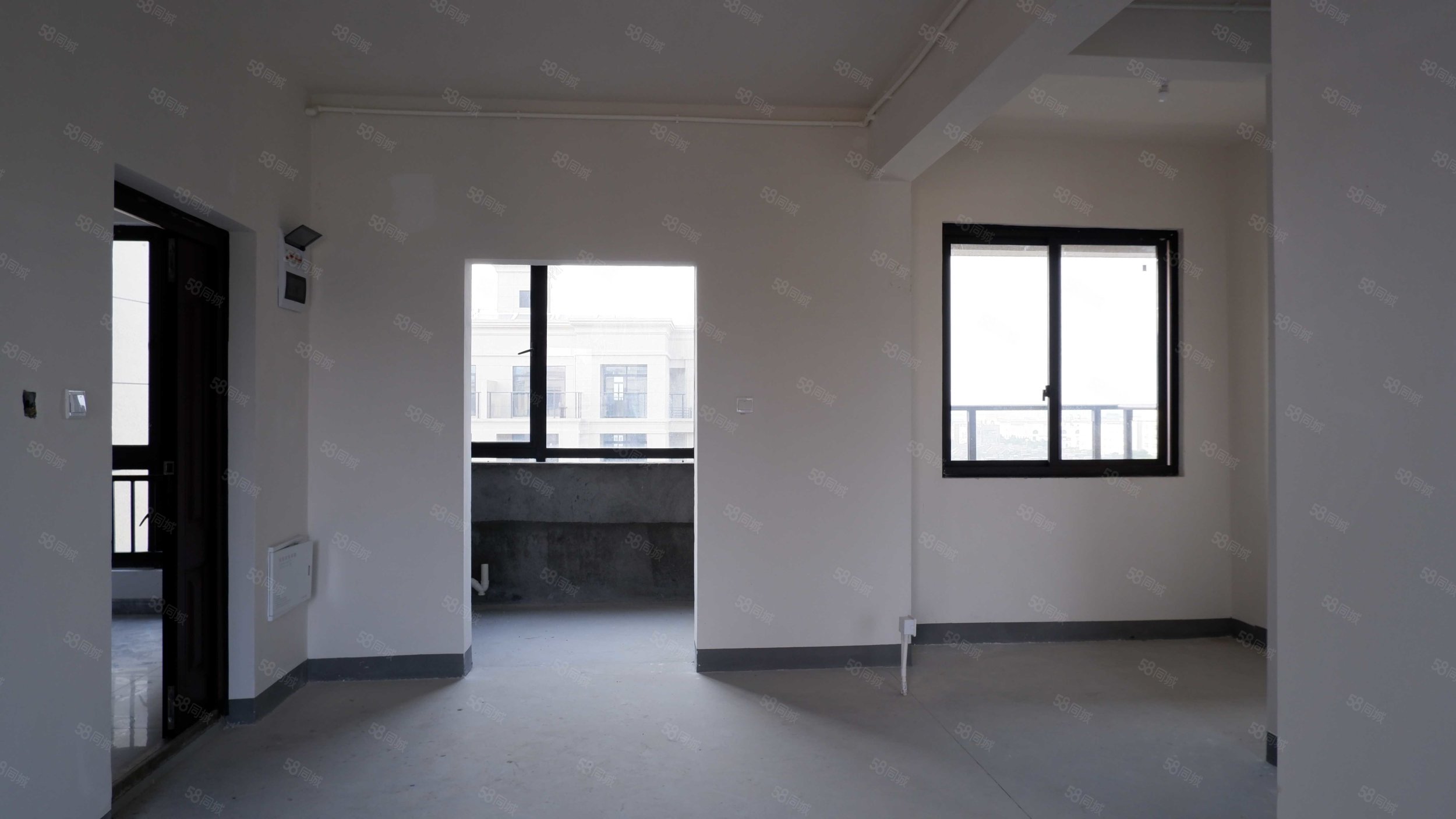 安吉清华园3室3厅1卫89㎡南120万