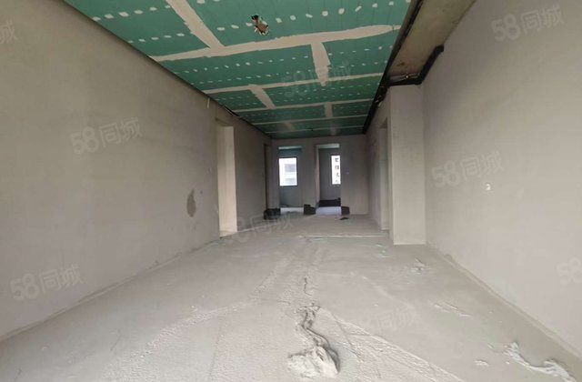 新鹏都绿岛 137平可按揭带车位储藏室，嘉明物流园