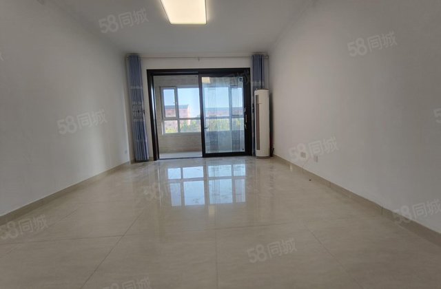 开发区御润好家星光和园四室143平带车位和储藏室免大税