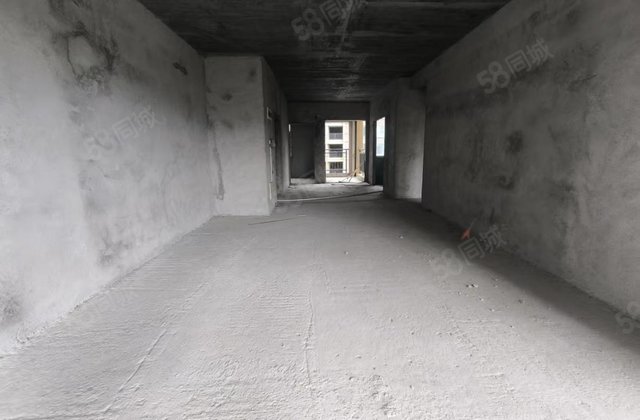 互湘东江湾4室2厅147㎡63.8万二手房图片
