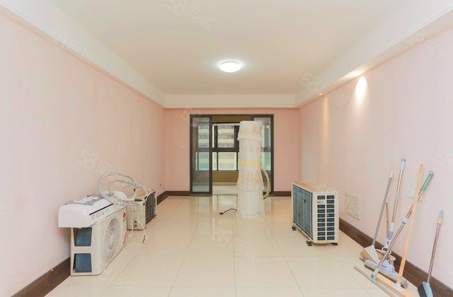 保利海上五月花(D区)4室2厅140.72㎡186万二手房图片