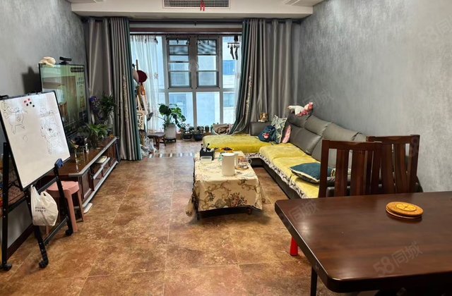 儒骏和园3室2厅114.56㎡81万二手房图片