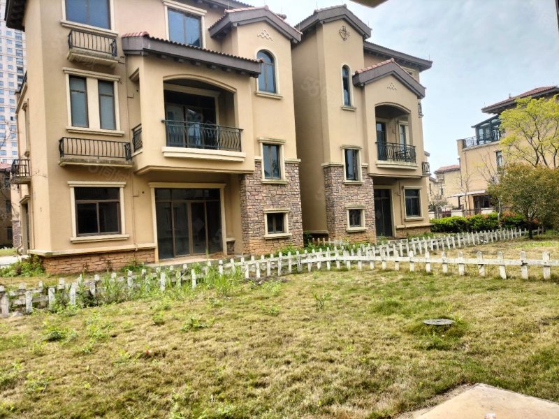 九江碧桂园(别墅)5室3厅5卫235.67㎡南北178万