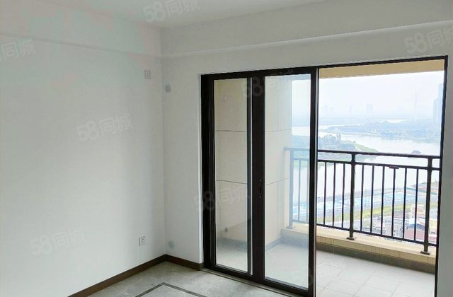 万科金域蓝湾二期3室2厅96.48㎡147万二手房图片