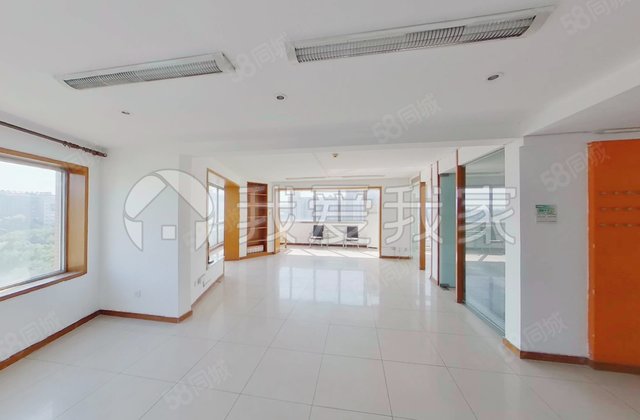 远洋风景3室1厅152.36㎡1400万二手房图片