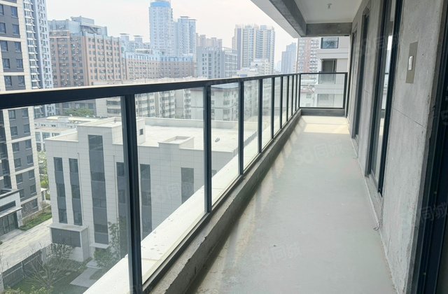 金水上郡3室2厅126㎡189万二手房图片