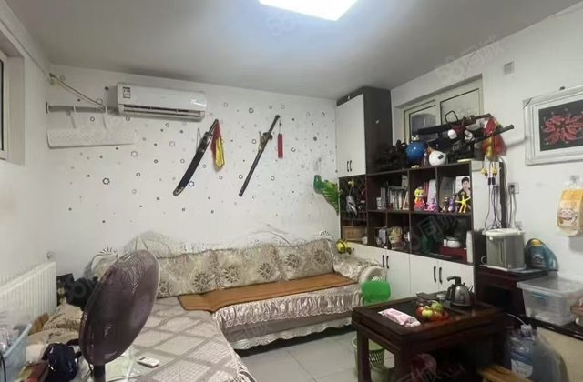 急售东昌分校 星光小区 三室两厅 送储藏室 停车方便 免大税