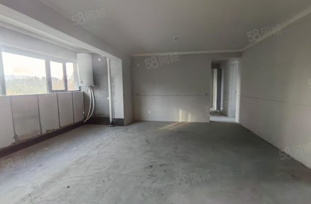 兆山云境4室2厅137㎡88万二手房图片