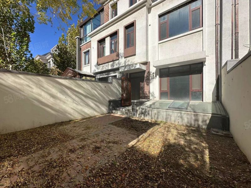 鹊山别墅(别墅)5室3厅3卫450㎡南北388万