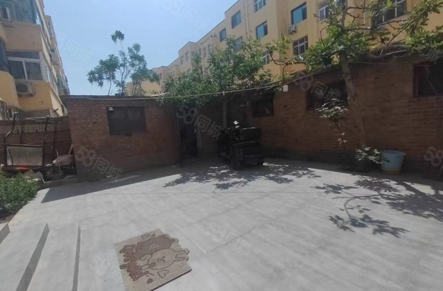 急售价格可议 证过2年市医院西邻一楼带院精装未住王口小区