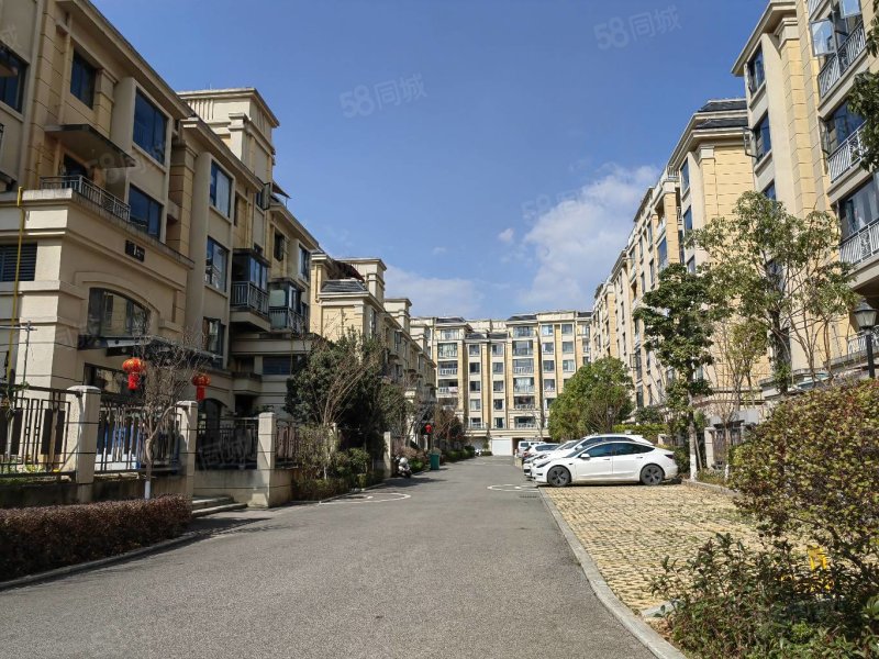 【10图】 海旁小高层中间楼层全新精装未入住拎包入住,碧水云天-保山