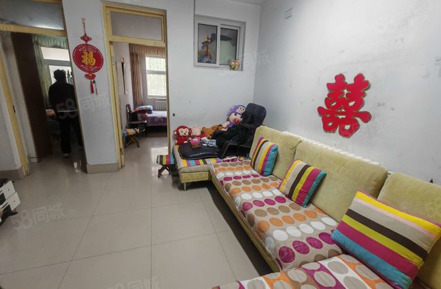 火车站附近，柳泉花园，金柱绿城，低楼层，性价比  ，送储藏室