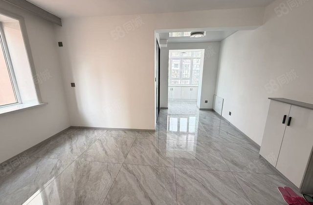 新风路小区2室1厅67㎡15.8万二手房图片