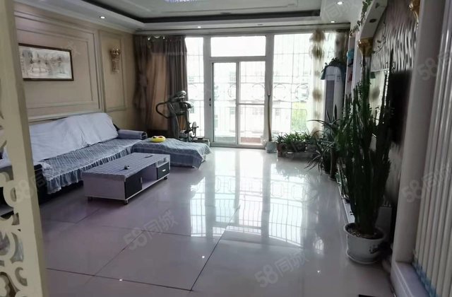 房东急售 向阳路颐馨苑一期大四室带阳面车库 中通时代