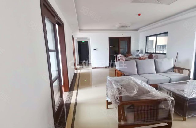 万科金域中央5室2厅143.54㎡163万二手房图片