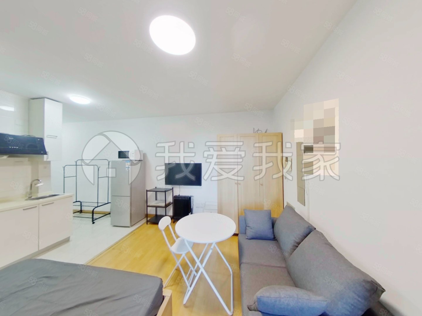 世紀(jì)金色嘉園1室0廳1衛(wèi)30.34㎡東150萬