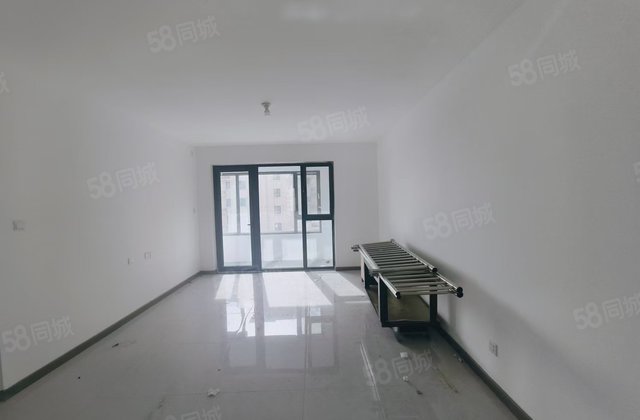 东文轩！金裕新城 新房未住东边户 赠车储 业主急售 随时看房