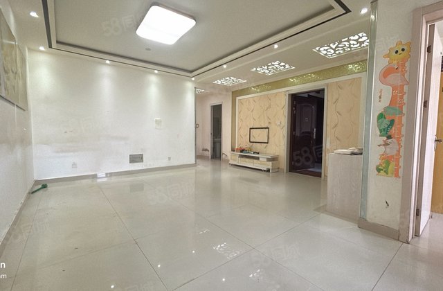 嘉明 香格里 三室 带电梯 急售房 新城邦 水岸新城