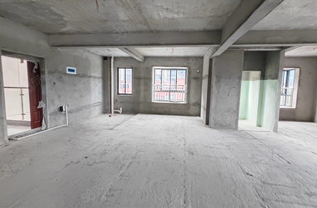 建国佳苑4室2厅150㎡73万二手房图片