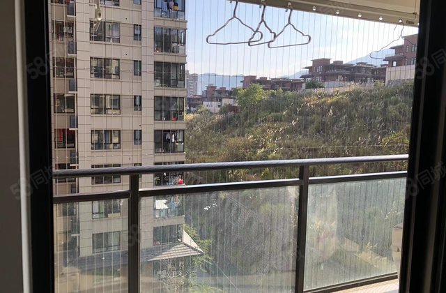 紫金山体育公园丹桂园3室1厅90㎡69万二手房图片