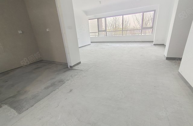 和鸣大观 大三居 可做四室 好户型 带车位储藏室 可按揭