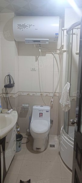 花灯团住宿区4室1厅2卫125㎡南55万