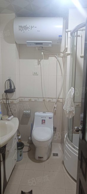 花灯团住宿区4室1厅2卫125㎡南55万