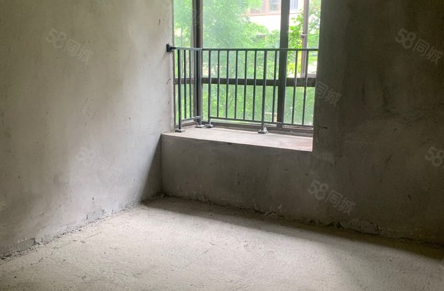 仁山公园紫荆苑3室2厅141.69㎡48万二手房图片