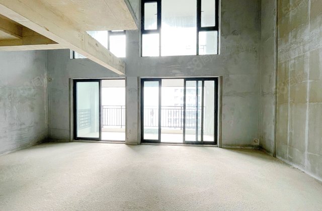 越秀湘江星汇城(二期)3室2厅142.29㎡120万二手房图片