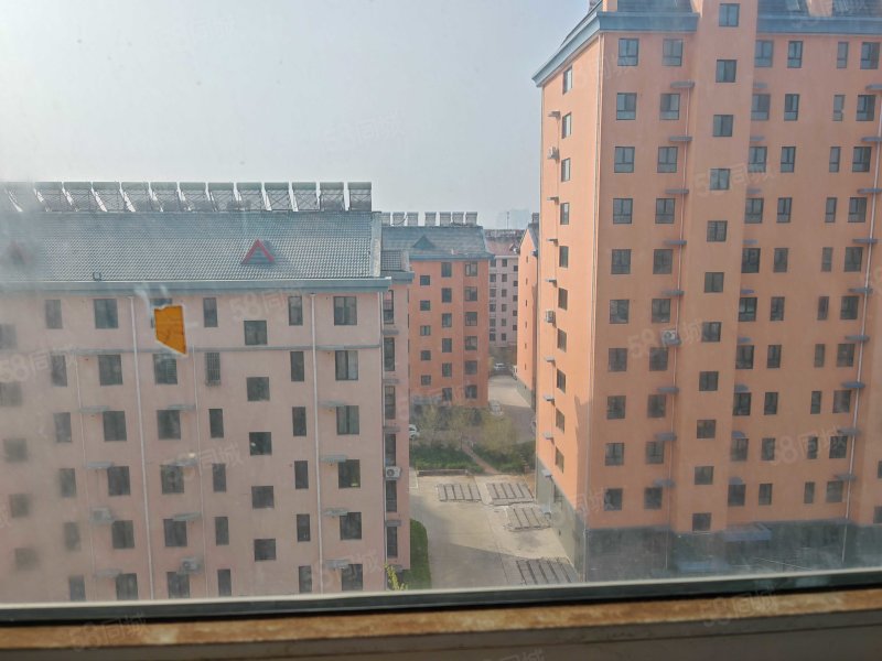 華都驛郡3室1廳1衛(wèi)97.28㎡南50萬