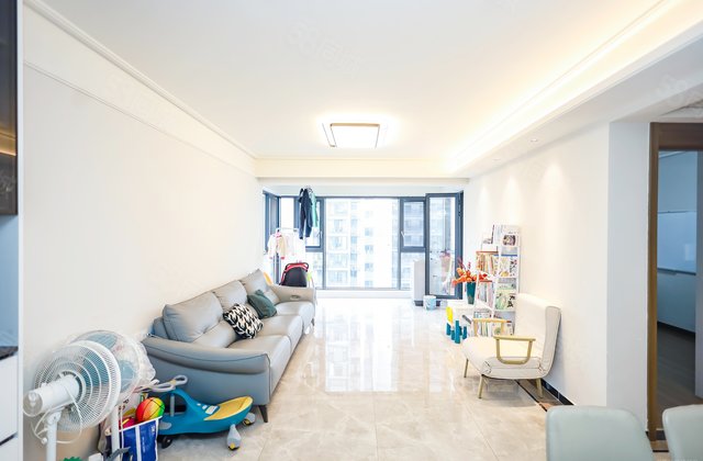 保利恒伟时光印象4室2厅126.55㎡108万二手房图片