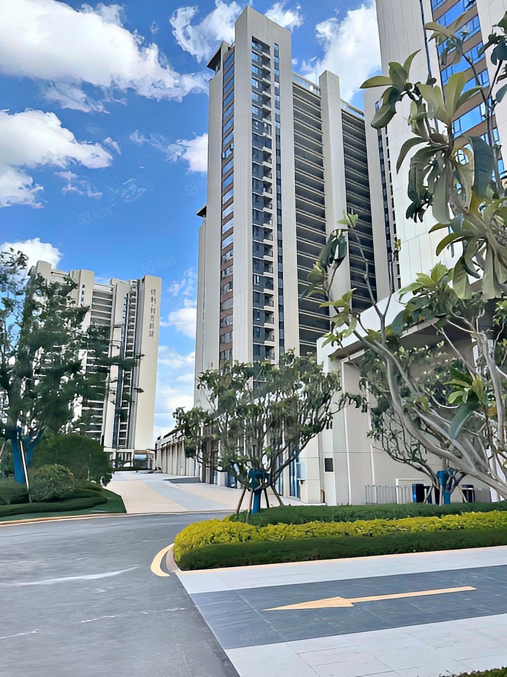 保利和光屿湖98平现房出售单价5200南北通透纯板楼