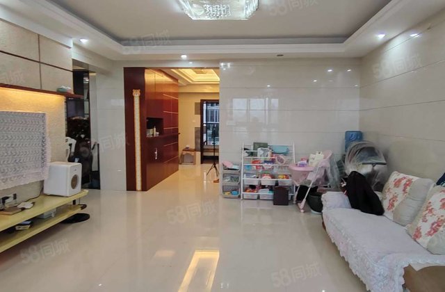 融侨国际公馆(福清)3室2厅136.56㎡158万二手房图片