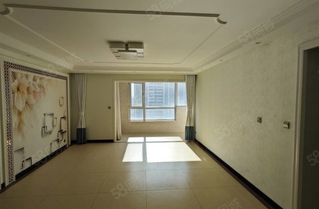 华强城圣波拉(五期)3室2厅140㎡93万二手房图片