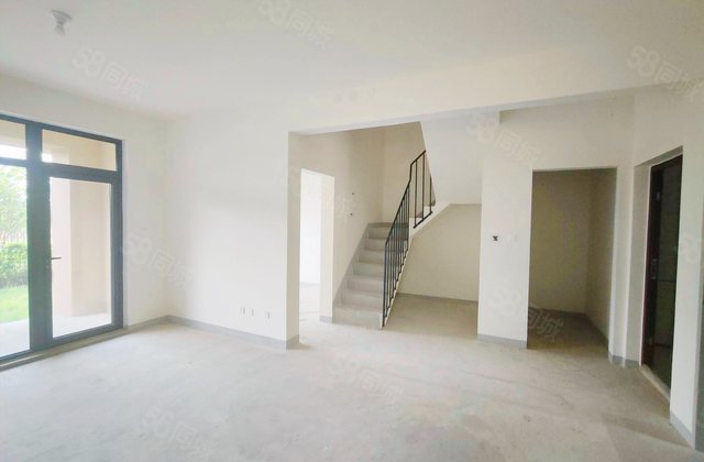 中铁建青岛WELL健康城4室2厅173㎡180万二手房图片