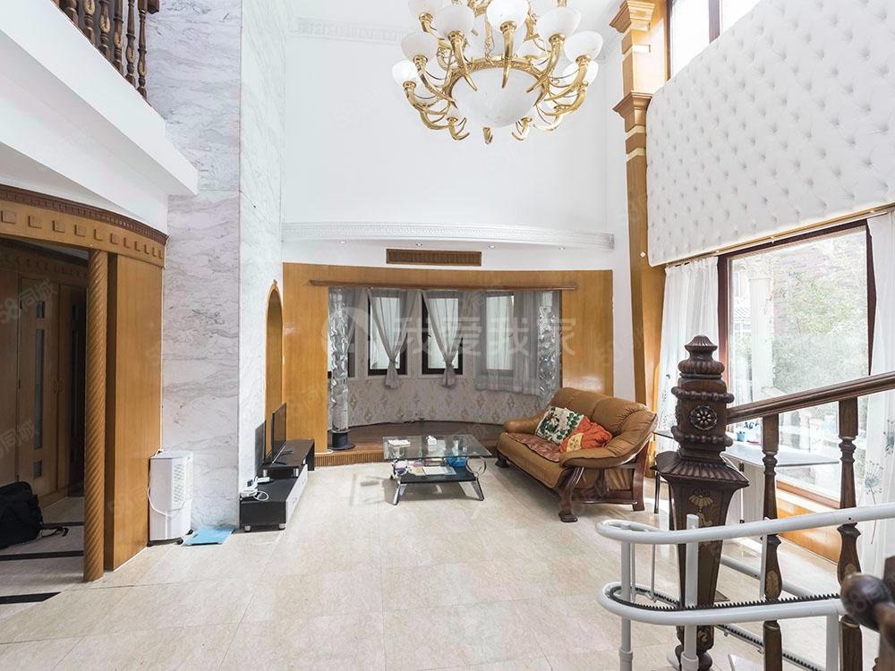 八大處山莊7室2廳4衛(wèi)318.3㎡東西3000萬