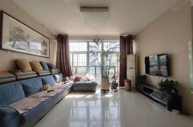 公园南，总高11层洋房，东关瑞府东侧，东边户，三居室！