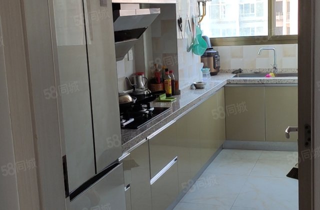 信发南郡水岸3室2厅113.54㎡70万二手房图片