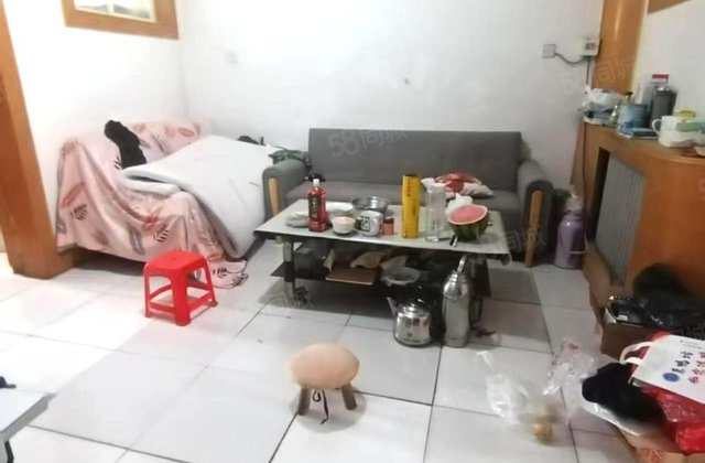 文轩一中胡同电业局四院三室两厅