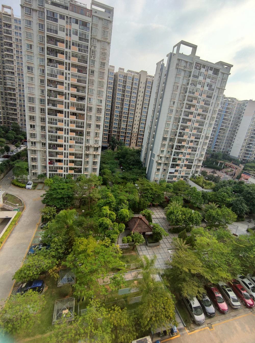 凤翔路四十七中金碧花园电梯大三房精装朝南凤和花园旁