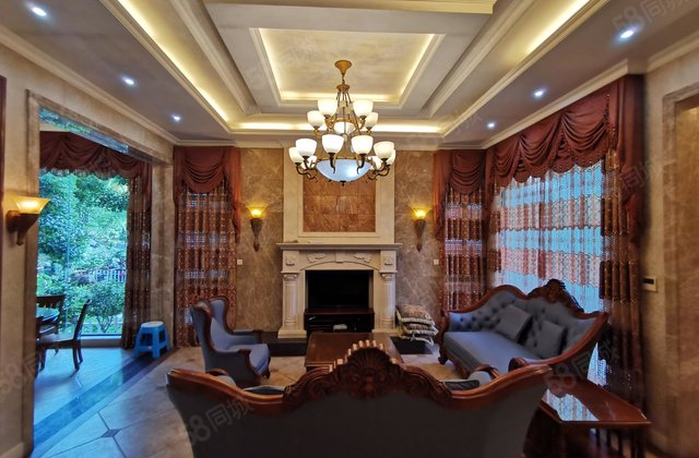 青秀庭院6室3厅500㎡358万二手房图片