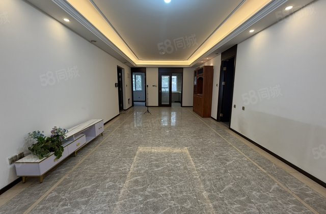 万科地建滨河四季4室2厅143㎡88万二手房图片