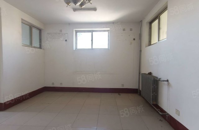 东昌府区粮局家属院 南北通透 中间楼层 居住密度低 出行方便