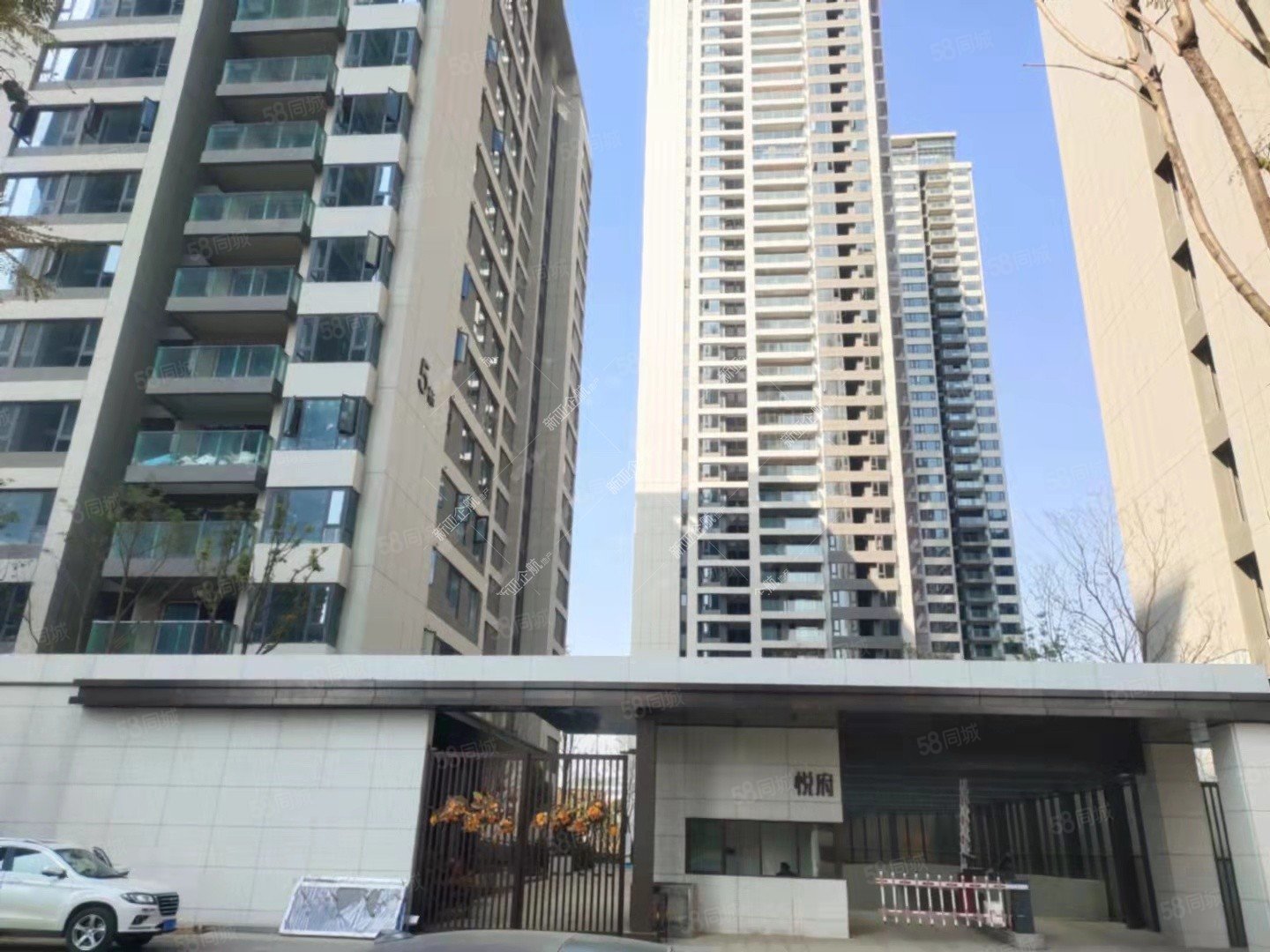 华润悦府一期毛坯6房南向好楼层2575平