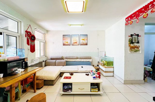 38万~三里铺~非顶单价4千多~阳光 实验~三室一厅停车方便