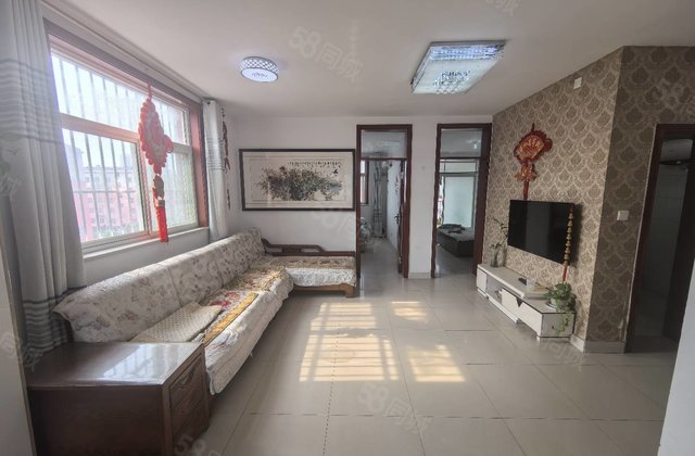 精装婚房~边户 可5萬入住办完 金丰苑 送车位 挨桐凤家园