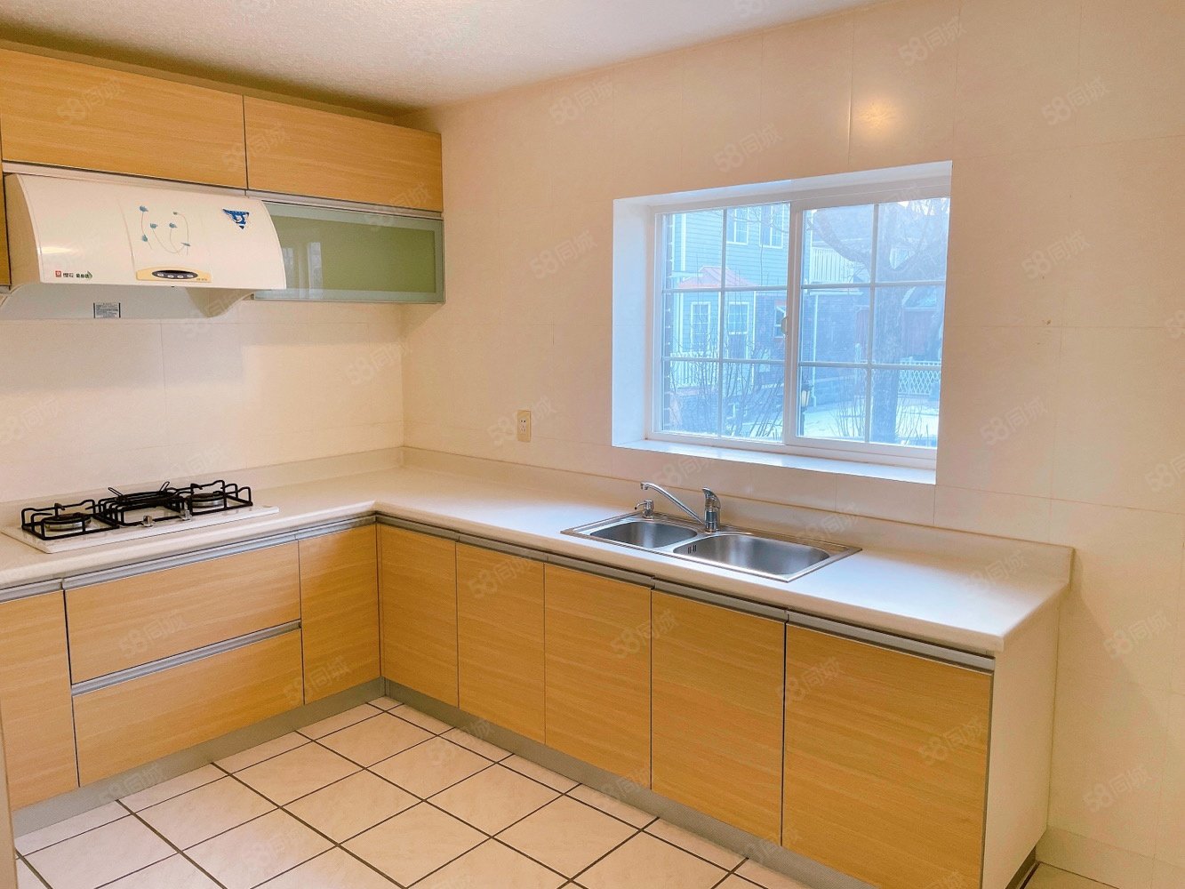 波特蘭花園8室3廳3衛(wèi)429.61㎡南北1988萬